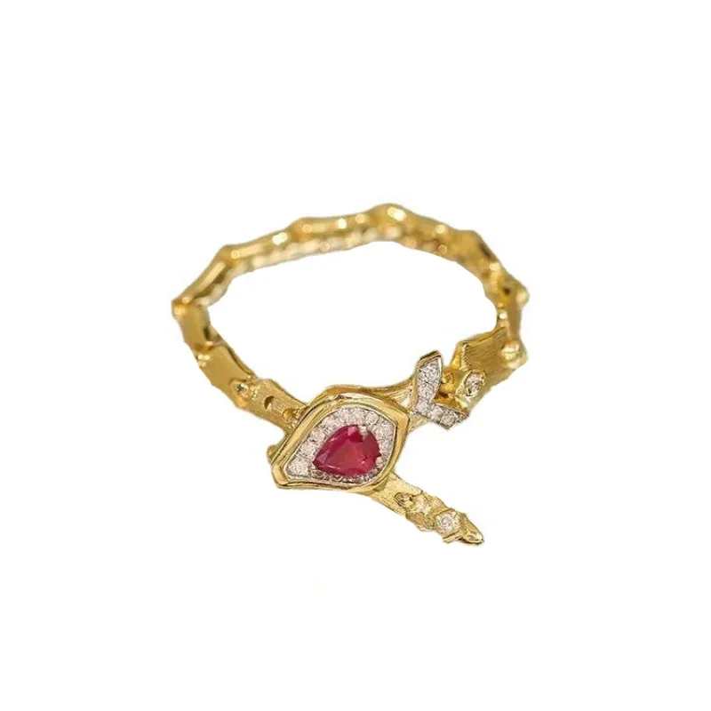 Anillos De Serpiente de cadena suave con cierre de cristal rojo para mujer, joyería de plata dulce, temperamento Vintage, moda fresca, lujo ligero