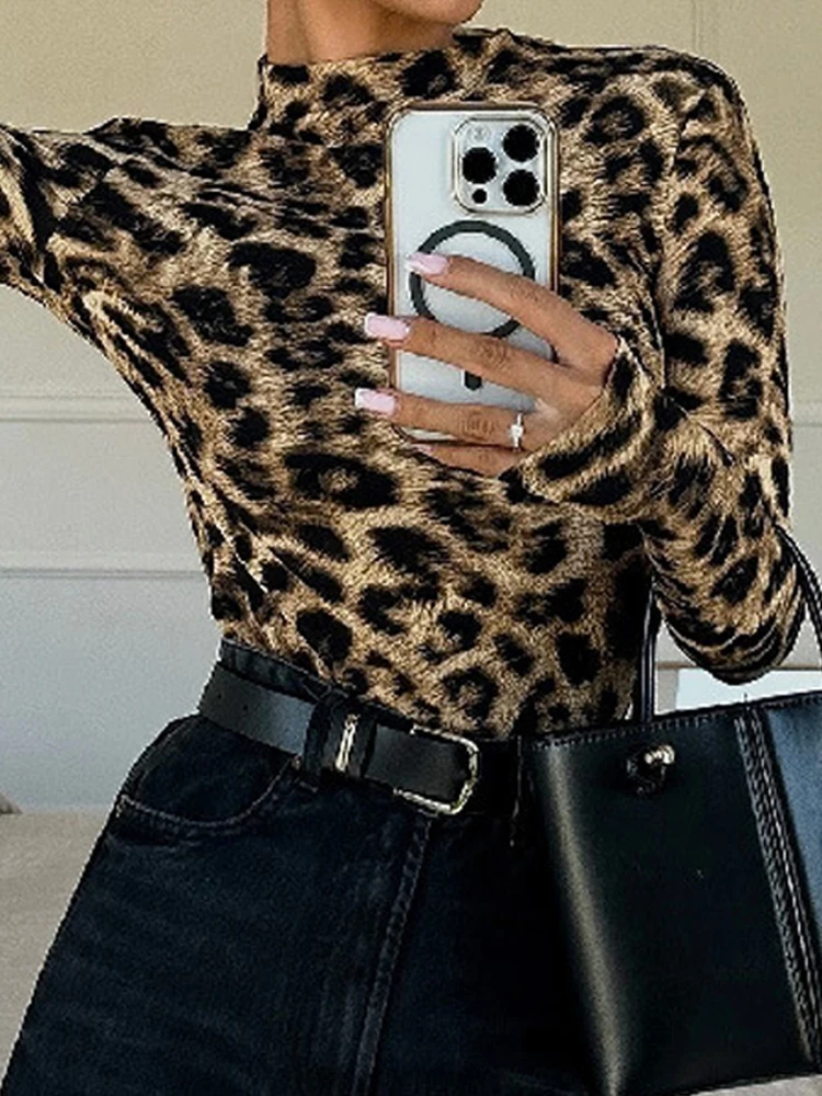 

Casual Turtleneck Hight Street Silk PulloverS Fashion Leopard Printed Ice Silk Top Tees Women Elegant Long Sleeve Slim Fit Tops