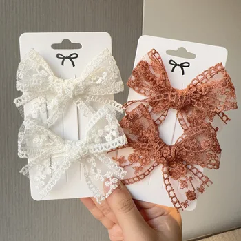 2 pz/set Carino Solido Del Merletto Del Ritaglio Bowknot Pinze per Le Neonate Archi Fatti A Mano Tornante Barrettes Copricapi Accessori Per Capelli Per Bambini