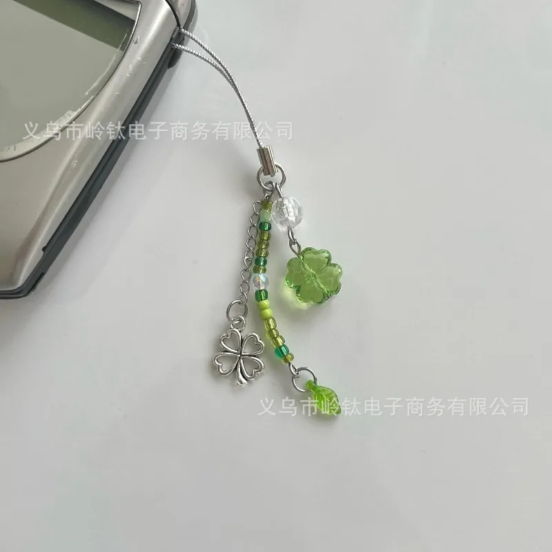 Green Lucky Four-leaf Crocodile Mobile Chain Handmade Beaded Bag Elf Like Ingenious Trendy Fresh Advance Guard Simple Pendant