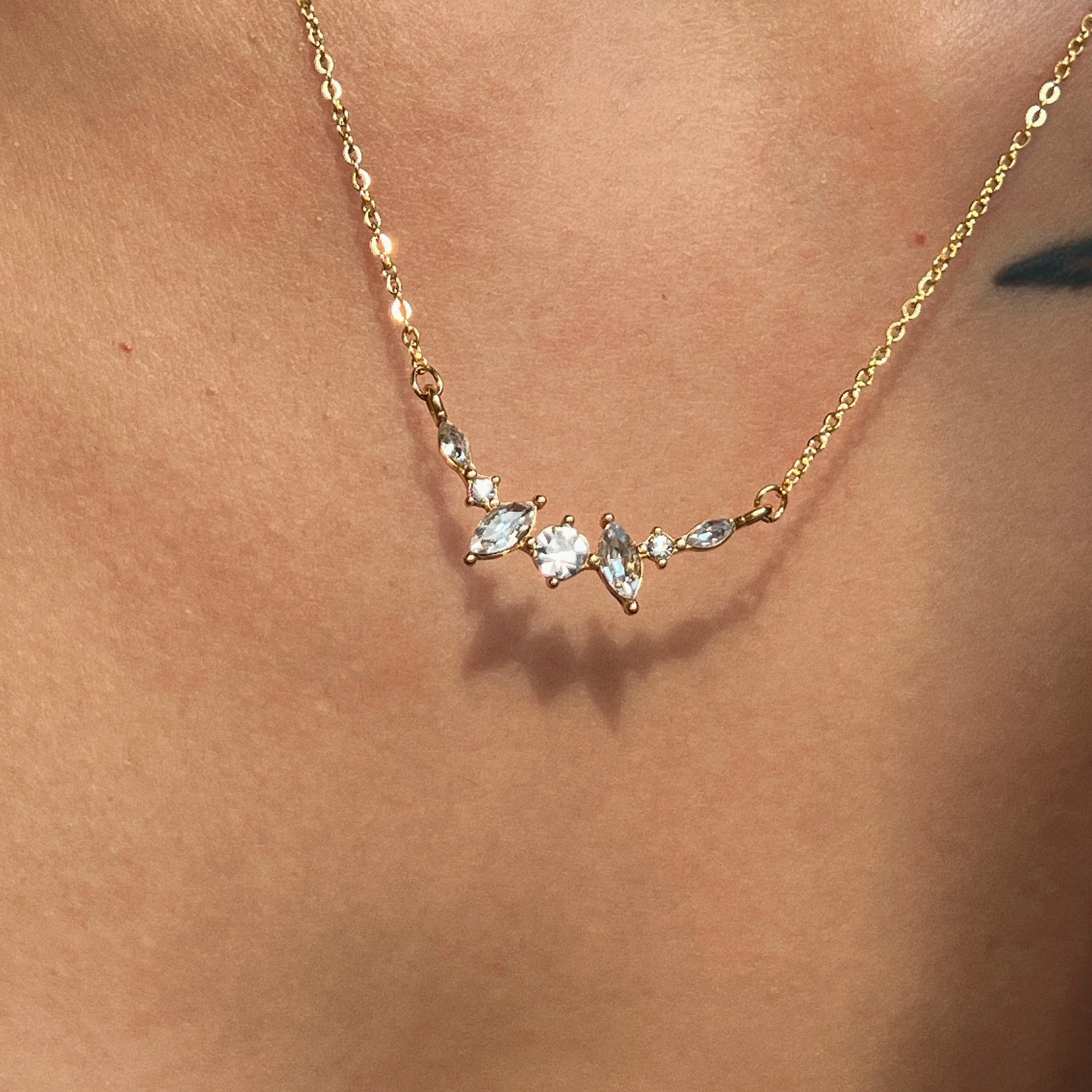 DASEIN 18k Gold Plated Cubic Zirconia Crown Smile Link Chain Necklace Stainless Steel Romantic Daily Jewelry for Women