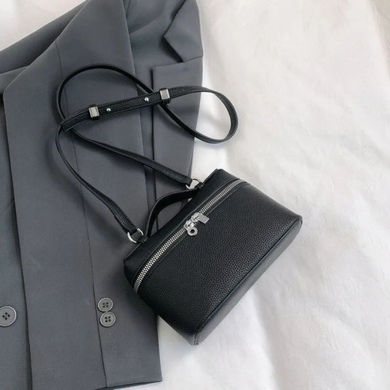 

Elegant Women's Designer Tote Bag Leather Crossbody Bag Handbag, Famous Luxury Classic Shoulder Messenger For Ladies Popular