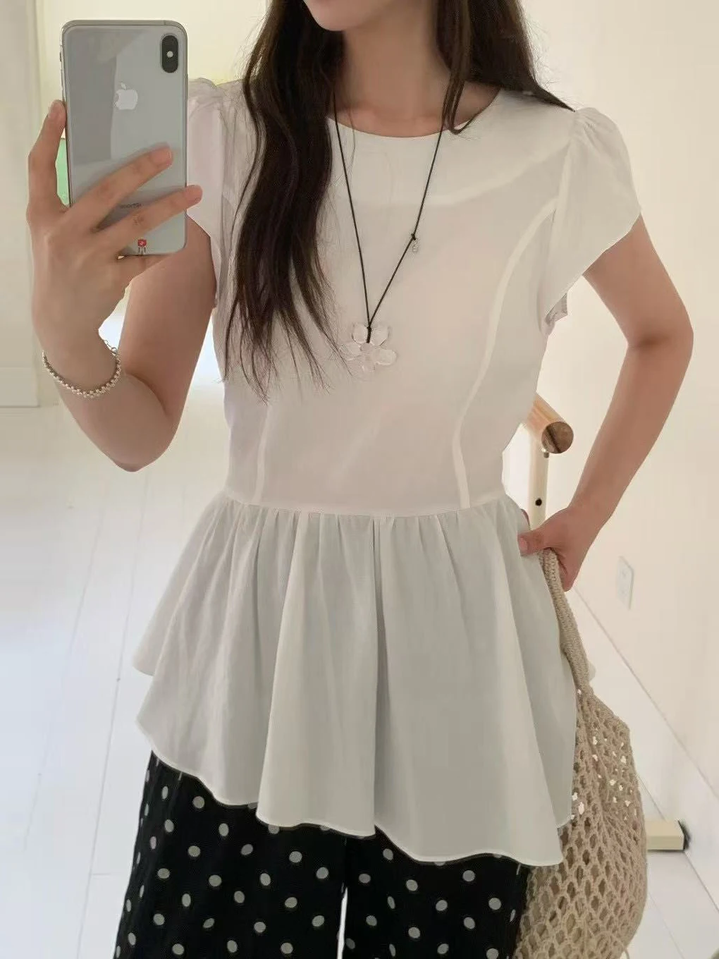 

Korean Sle round Ne ort Sve irt Women's Summer New Arrival Asymmetrical Hem Design Slimming Top Waist-Cinching