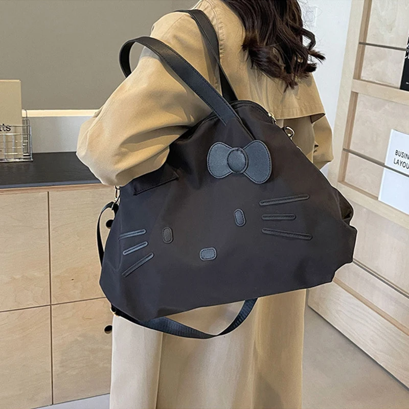 

Black Hello Kitty One Shoulder Crossbody Bag Large Capacity Tote Bag Handheld Student Female Short Distance Travel Bag