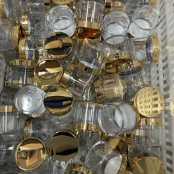 10/20/50/100pcs Refillable Bottles Clear Plastic Jar with Plastic Lid Empty Cosmetic Containers Makeup Travel Bottle 10G/1OZ/2OZ