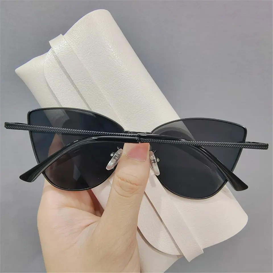 Fashion Oversized Vintage Cat Eye Sunglasses Women Trending  display picture 3