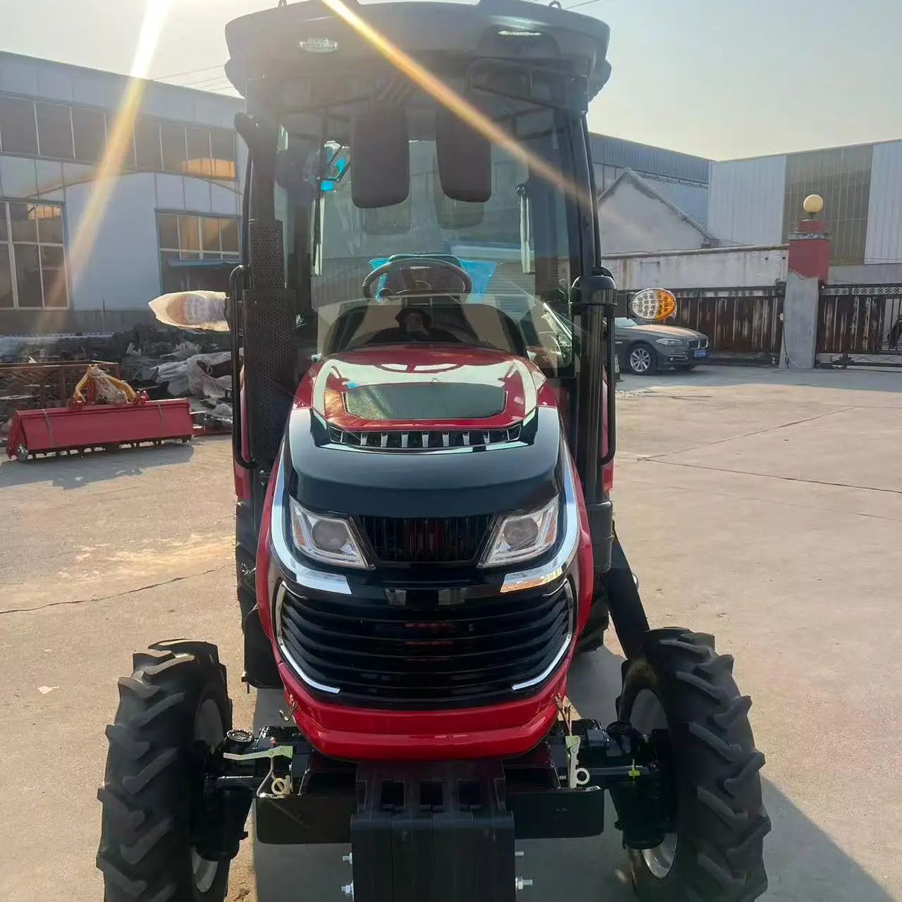 Factory Direct Supply Compact Farm Tractor 4x4 Drive Cab Diesel Engine Agricultural Machinery For Farming Land Management - view 3