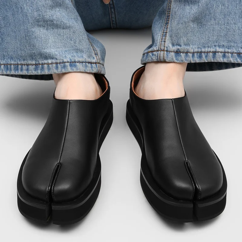 

Ins Super Hot Split Toe Men Pig Trotter Shoes Simple Style Lazy Shoes Niche Street Style Daily Commuting Mueller Shoes