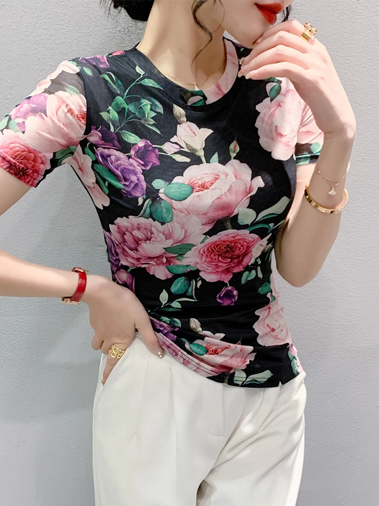 

Летний модный топ с принтом для женщин, облегающий, с кружевной отделкой, для повседневной носки...