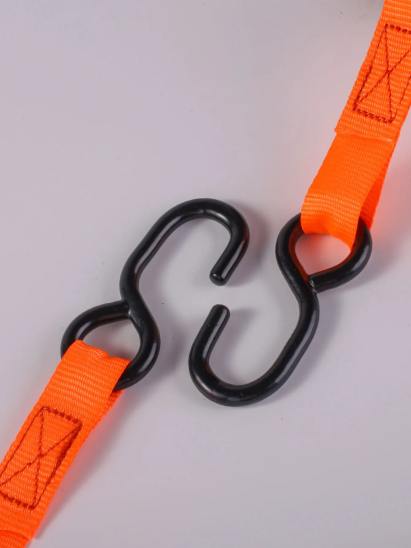 1 set of orange ratchet tightener with steel hook +1 short strap 2.5CM wide polyester webbing 5 meters long articles binding fix