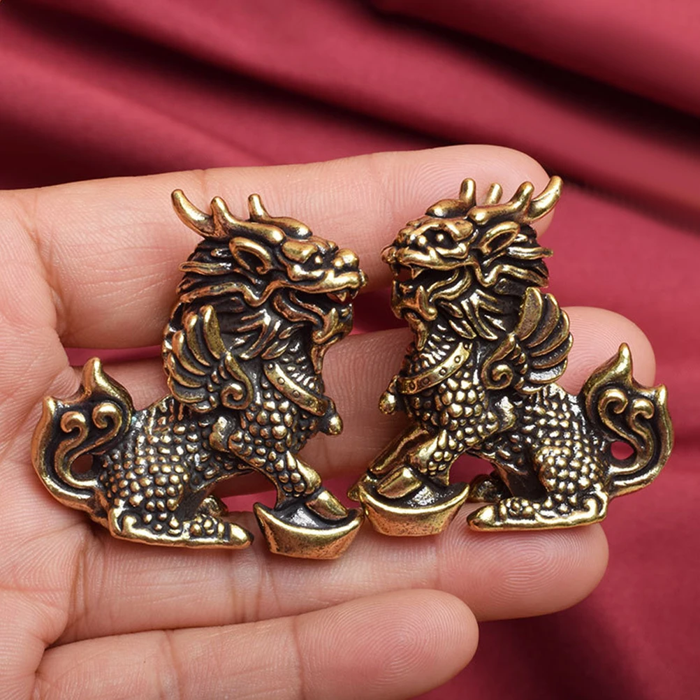 

1 Pair Retro Brass Kylin Statues Auspicious Beast Desktop Decor Mini Animal Sculptures For Home Garden Decoration Small Brass