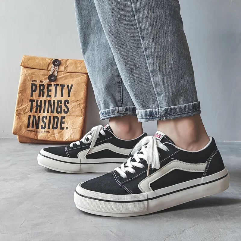 

New retro canvas shoes with lace up, versatile for sports, casual and breathable for couples