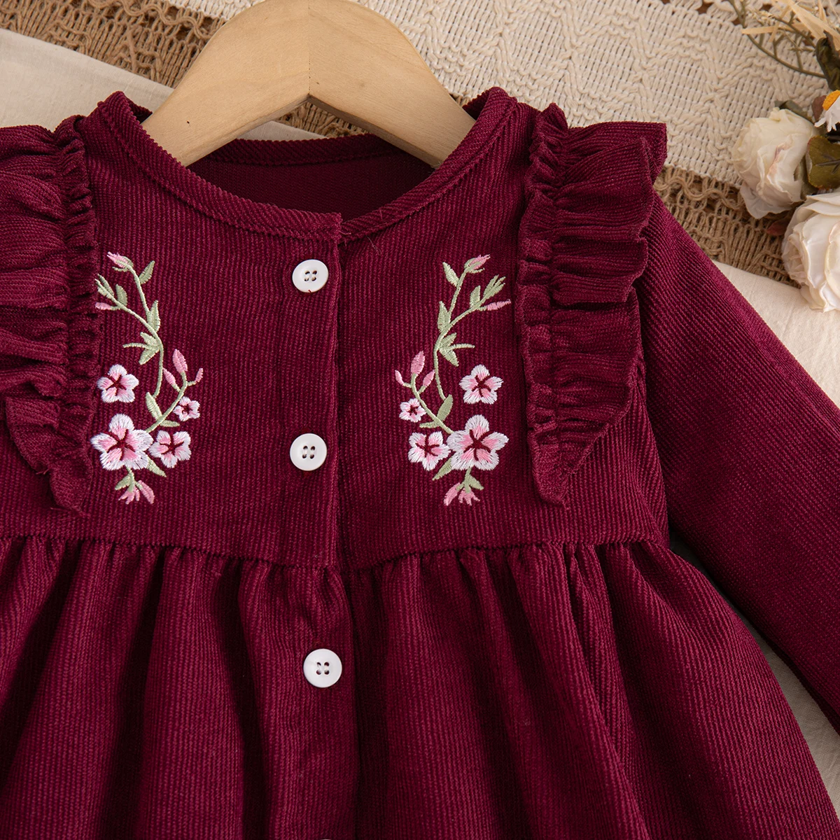 Frühling und Herbst Neues Blumenbesticktes Baby-Mädchenkleid Süße Kinderkleidung mit langen Ärmeln (6 Monate - 3 Jahre) – Detail 9