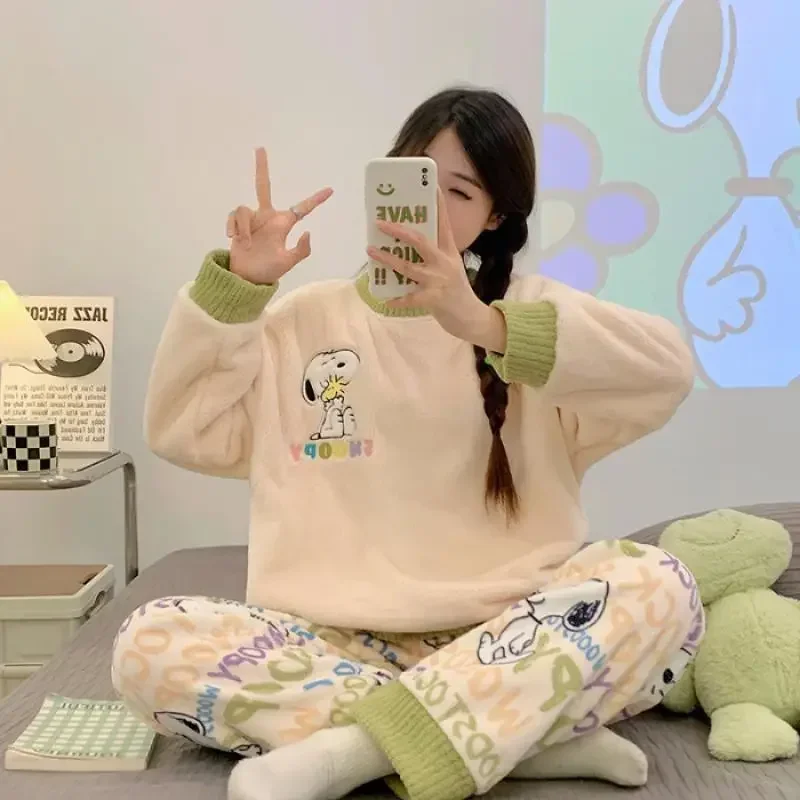 

Cute Cartoon Snoopy Pajamas Sets Kawaii Sanrio Cinnamoroll My Melody Kuromi Winter Thick Flannel Round Neck Sleepwear Homewear