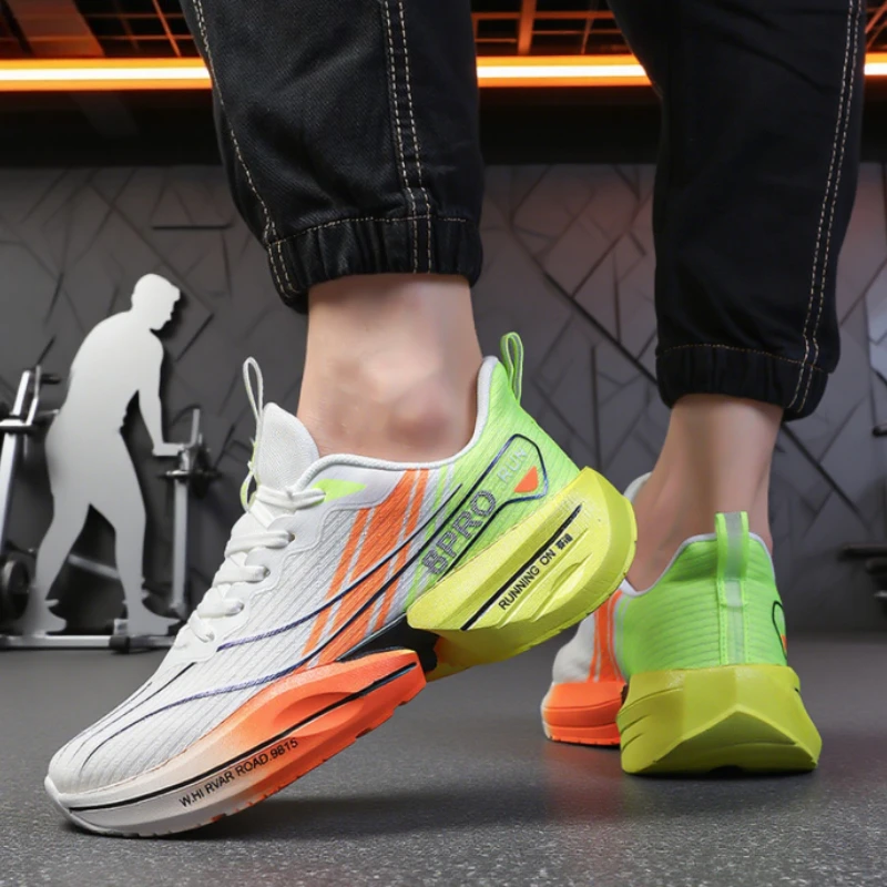 

Hot Sale Fashion Men's Colorblock Running Shoes Outdoor Lightweight Breathable Comfort Non Slip Sports Sneakers 2025 Trainers