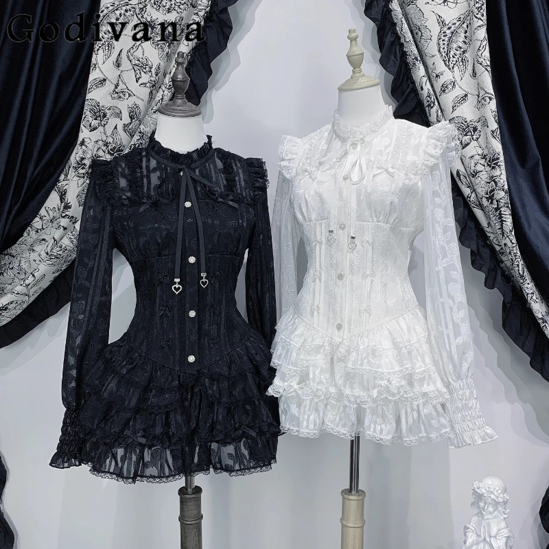 

Оригинальный комплект из двух предметов: топ с длинными рукавами и кружевными вставками и юбка, серия Mine Mass-produced, новая коллекция Весна 2026, женский образ в стиле Sweet Cool Lolita