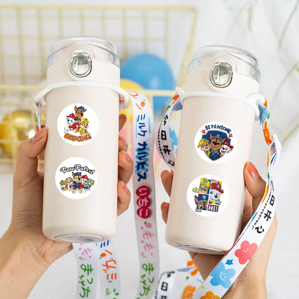 500 stks/rol Nieuwe Populaire Cartoon PAW Patrol Stickers DIY Skateboard Laptop Gitaar Telefoon Auto Seal Label Decals Decoratie stickers