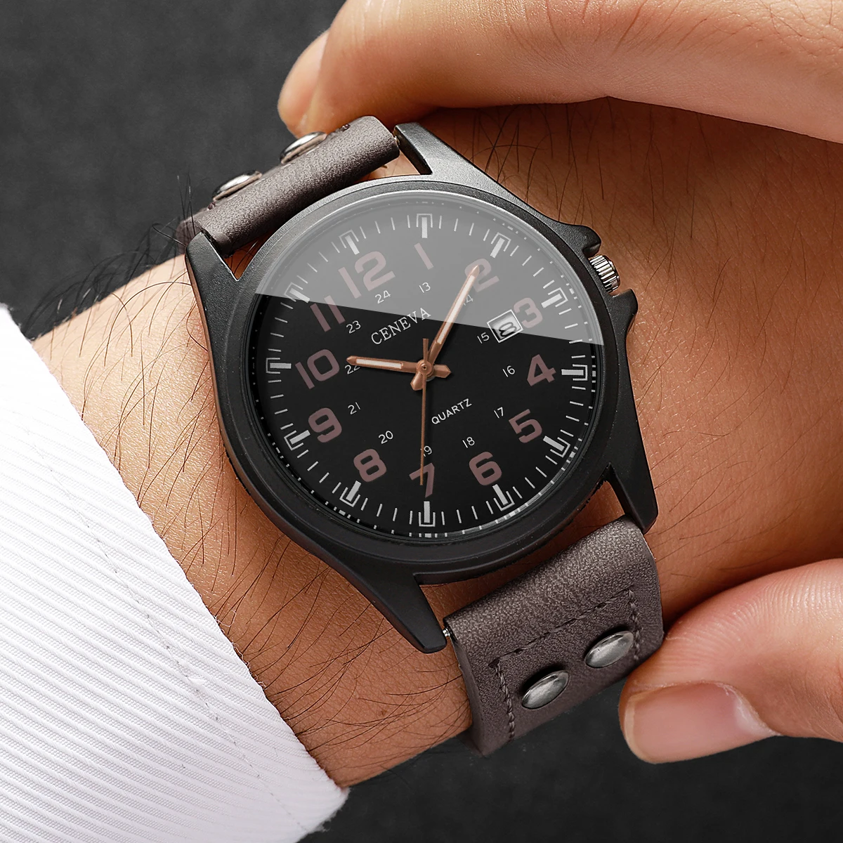 4PCS Fashion Men Quartz Watch Jewelry Set Leather Strap Calendar Sports Wristwatches Necklace Ring Bracelet Gifts（Without Box