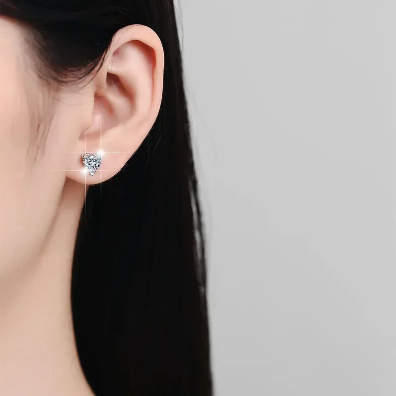 2/4ct على شكل قلب مويسانيتي وأقراط للنساء ، Pt950 البلاتين الحب القرط للصديقات تألق الماس والمجوهرات