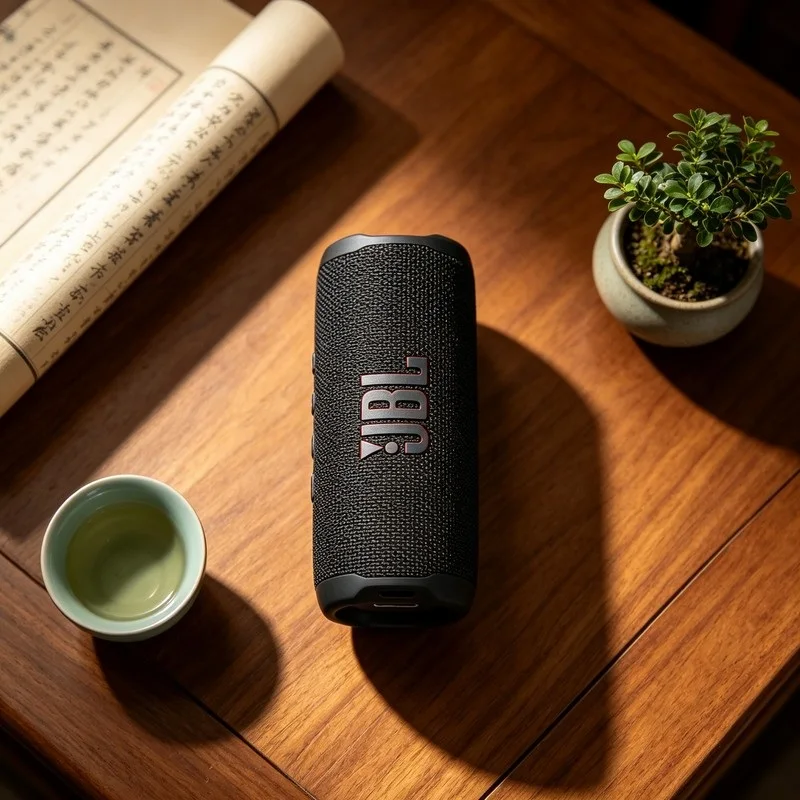 JBL FLIP6 Ideal for Dorm Rooms or Small Apartments