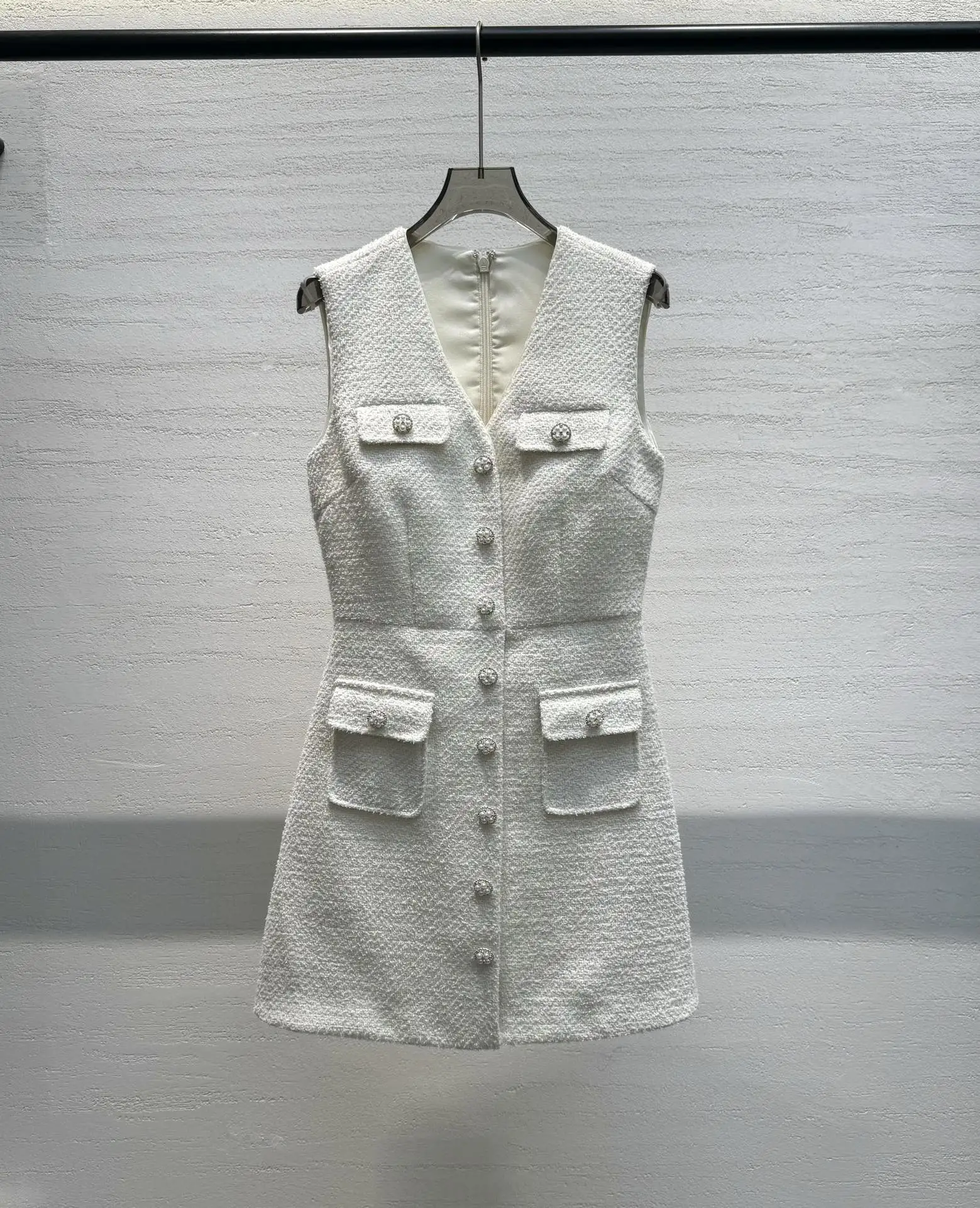 2024 Autumn New Women's Clothing Pearl embellished shiny silk tweed white sleeveless dress 0822