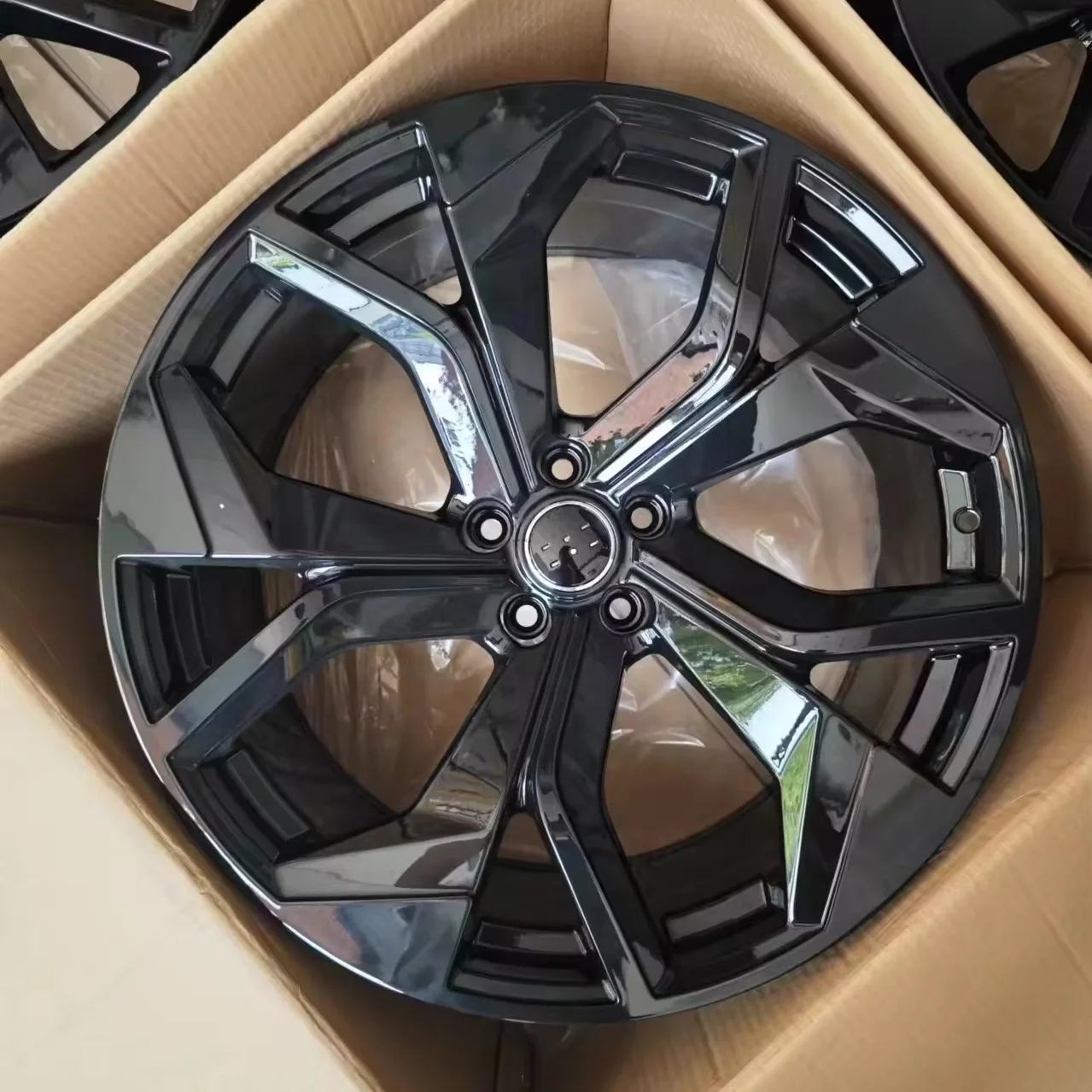 Vendita calda Concavo Progettato Cerchione 21 pollici 22 pollici 23 pollici 5X112 Sport Gloss Nero Ruota In Lega Per Audi RS Q8 2015-2024 Anno Auto