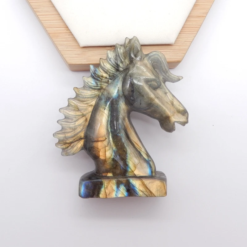 

Horse Head Pendant Labradorite Flash Stone Iridescent Gemstone Jewelry Component for DIY Accessories 77x67x20mm, 79.5g
