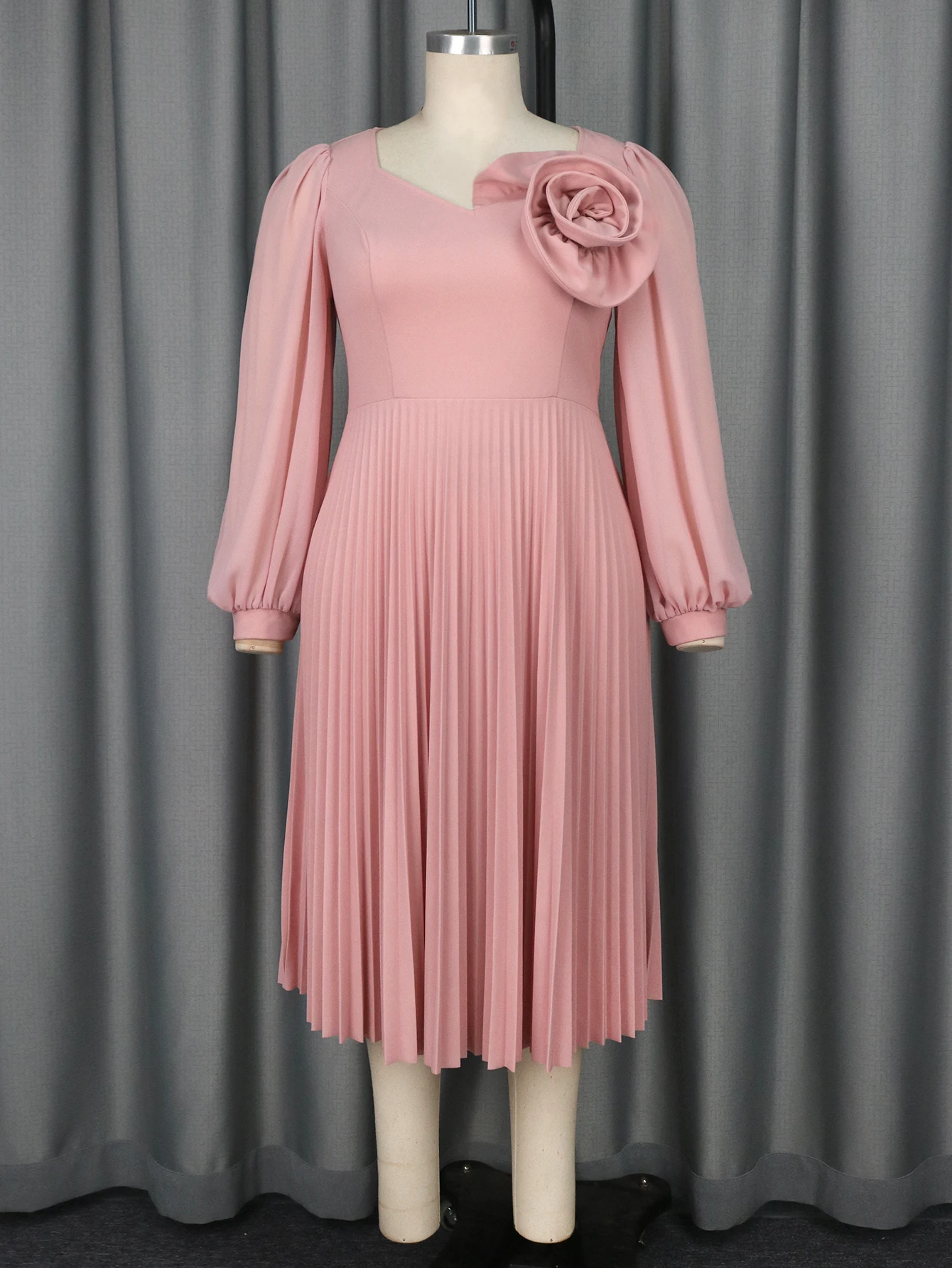 Plus Size Pink Pleated Dress Loose Bubble Sleeves Diagonal Collar 3D Rose Dress Elegant Pleated Wedding Bridesmaid Evening Dress