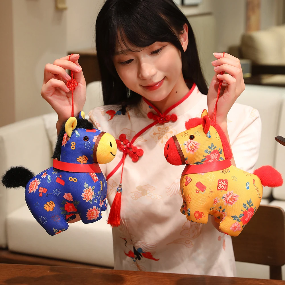 Pferdemaskottchen-Puppengeschenk, chinesisches Neujahr, handgefertigter Stoff, exquisites Tierkreiszeichen-Pferd-Mond-Neujahr, ideales Geschenk