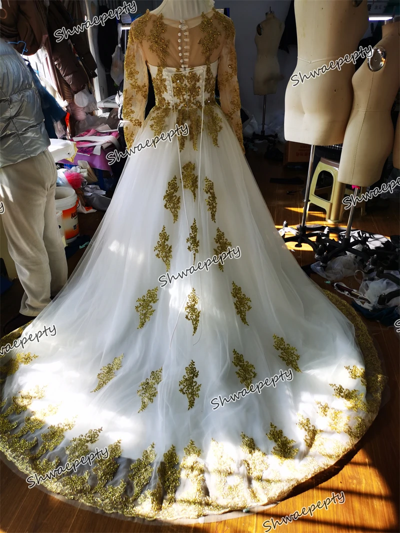 Vestido De Novia De manga larga con apliques De encaje dorado, vestido De Novia largo Retro De Arabia Saudita, 2023