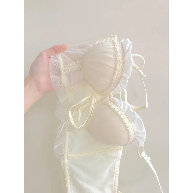 Hot Sale Kawaii Milk Desire Lace Brassiere Small Chest Boost Supportive Wireless Lingerie Soft Fabric For Girls Daily Wear 32-38