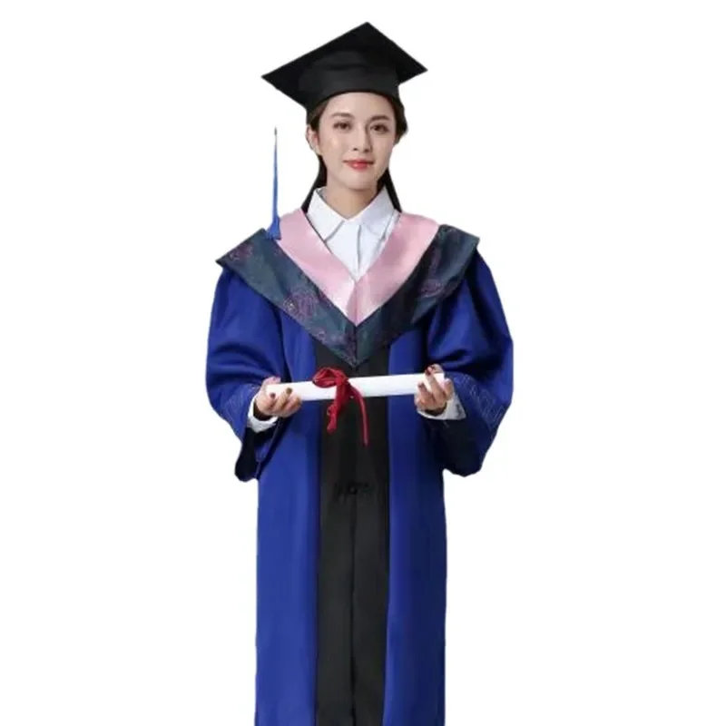 Abito da laurea del grado del maestro dell'Università Abito da maestro blu Abito accademico per le scienze d'arte