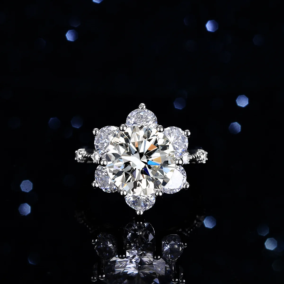 Lumira Ultra-luxurious Sunflower Six-Prong Platinum PT950 Ring Starburst 5 Carat Moissanite Young Lady's Pigeon Egg Ring Gifts