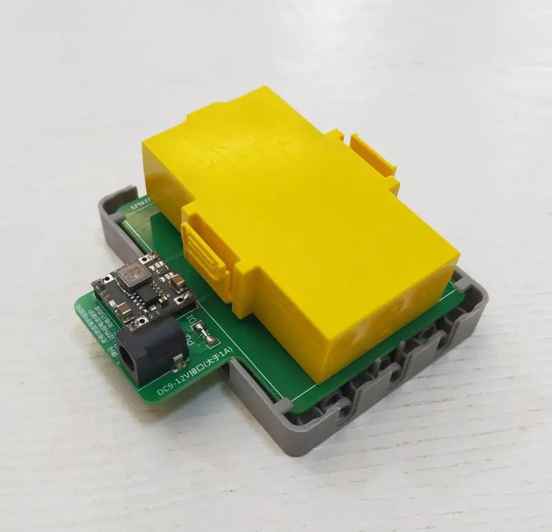 spike-sci-tech-イノベーションセット-リチウム電池充電モジュール-個別充電入力付き-9-12v-spike-バッテリー