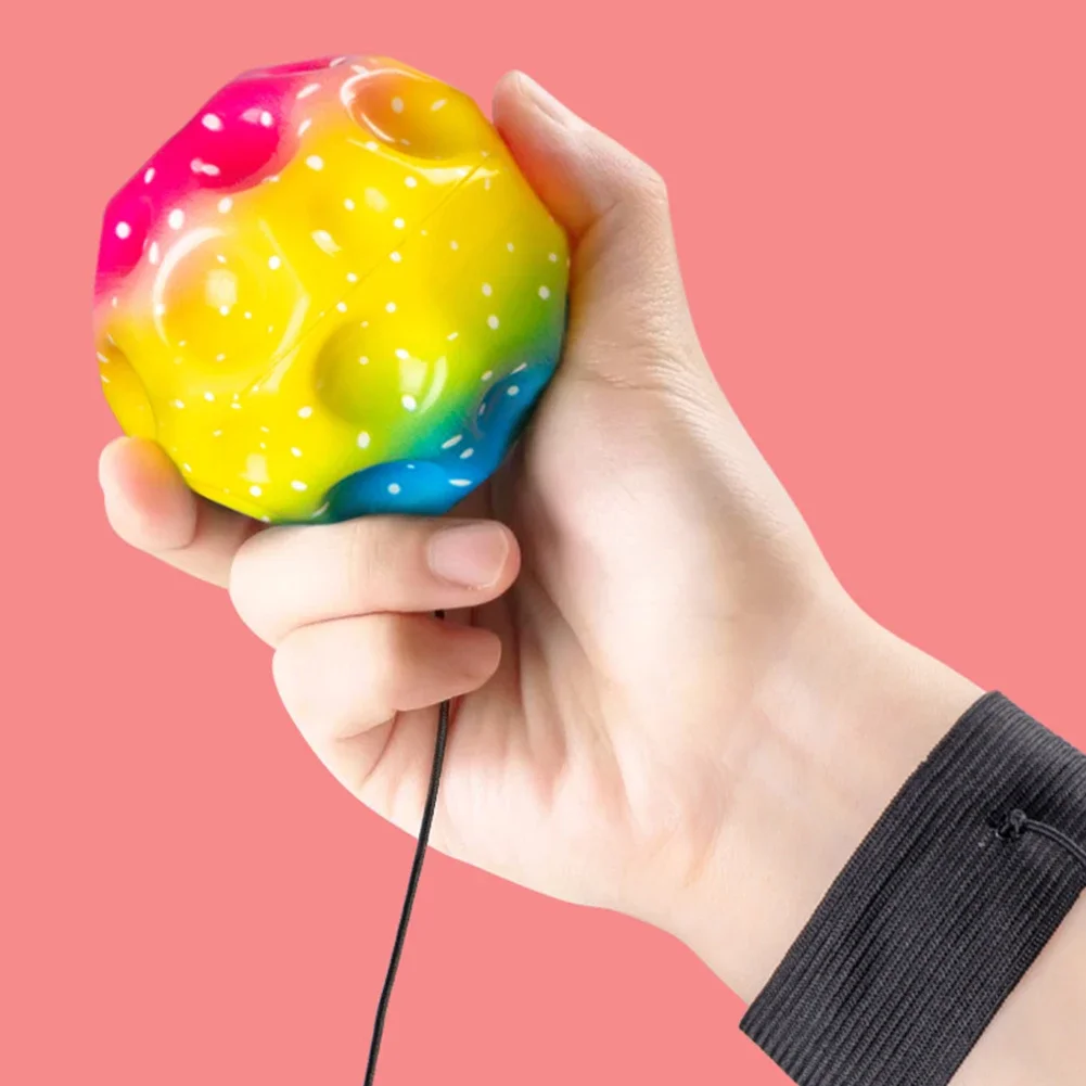 ลูกบอลยางรีบาวด์แบบมีสายรัดข้อมือ สำหรับออกกำลังกายข้อมือหรือเล่นสนุก เหมาะสำหรับวัยรุ่นและผู้ใหญ่