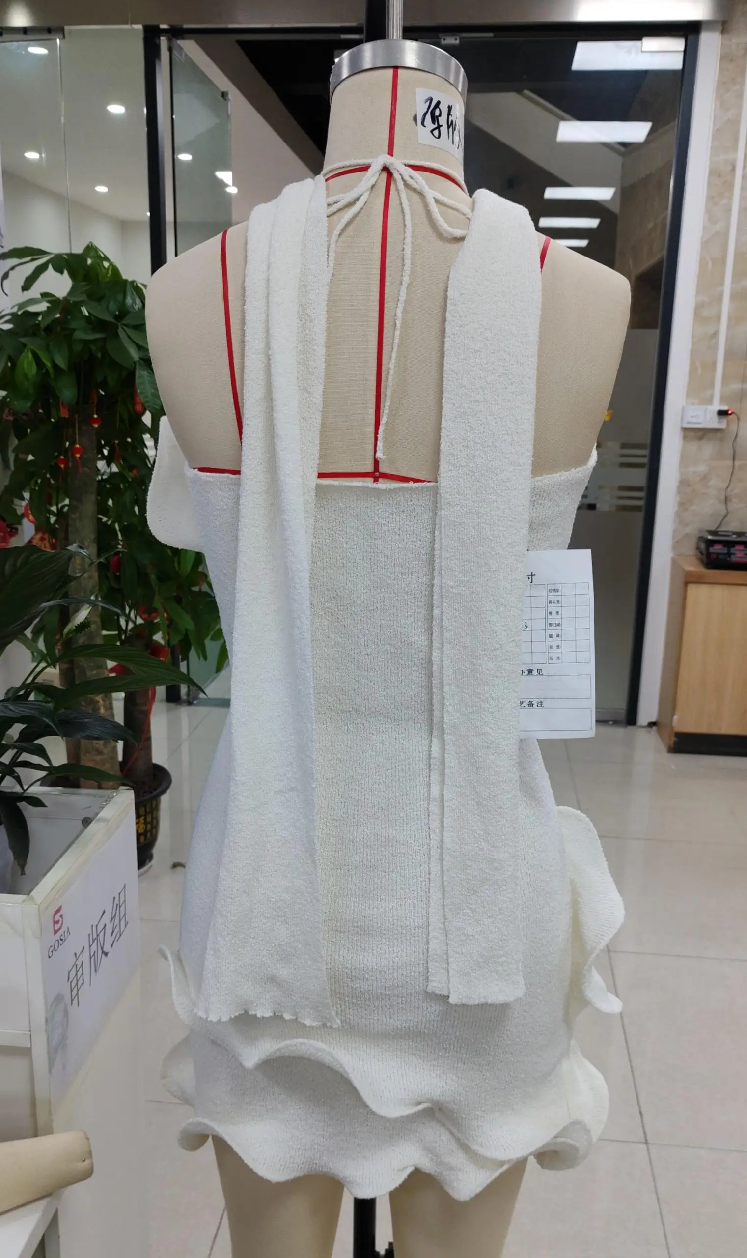 Doourbesty ผู้หญิงถัก Halter Sheer Mini Dress โครเชต์ Ruffles Edge Bodycon ชุดสั้น Y2k เซ็กซี่ Beach Cover up 2025