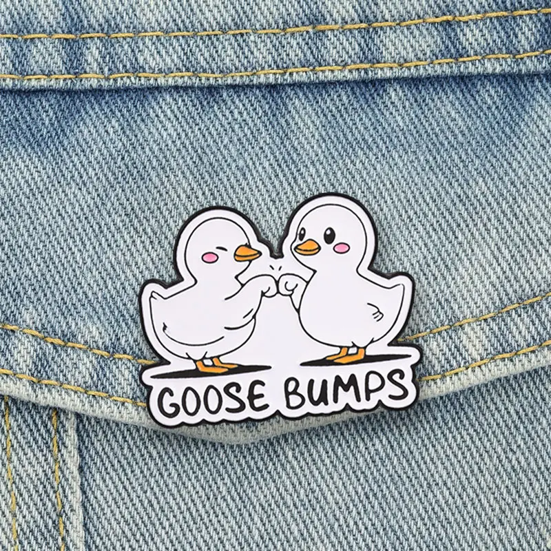 Goose Bumps Badge Funny Pun Goose Fist‑Bump Enamel Pin Animal Lapel Brooches Cartoon Best Friends Accessories Bag Decor