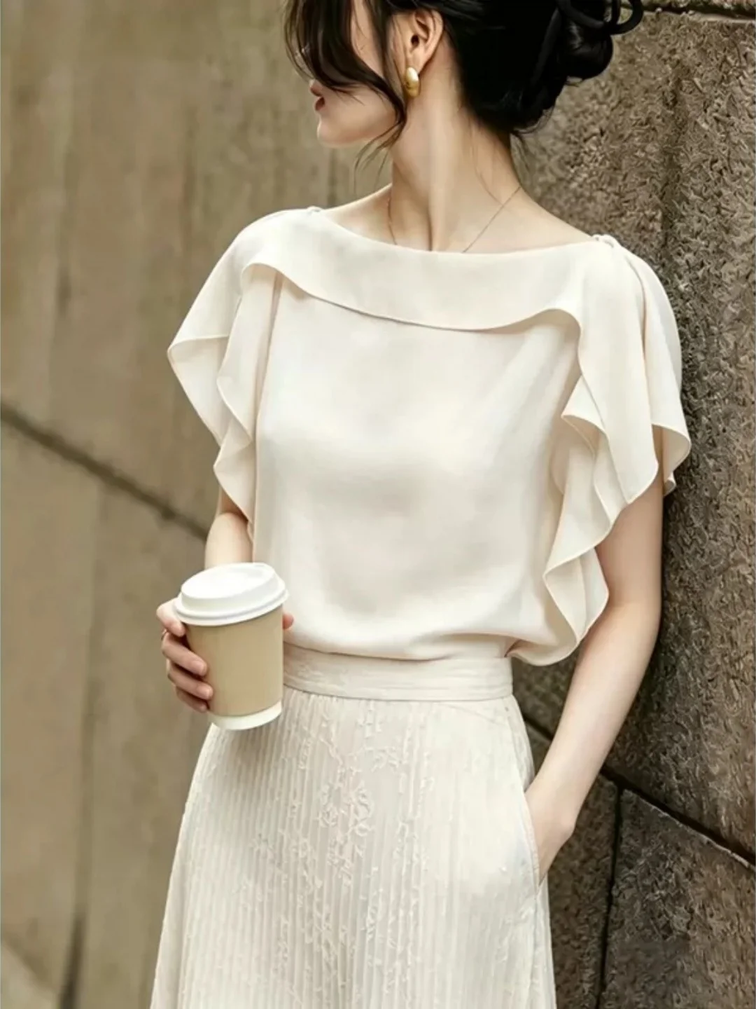 

Gentle Wind Luxury Pure Color Shirt Short Sleeve Women's Top Summer Design Sensation Lace Trim Korean Style Commute Silk