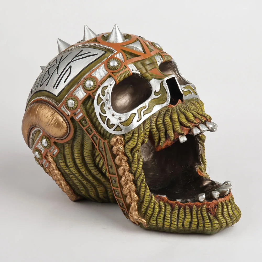 Resin Viking Skull Ashtray Spiked Helmet with Braided Beard Nordic Rune Pattern Skull Figurine Home Bar Desk Decorative Ornament