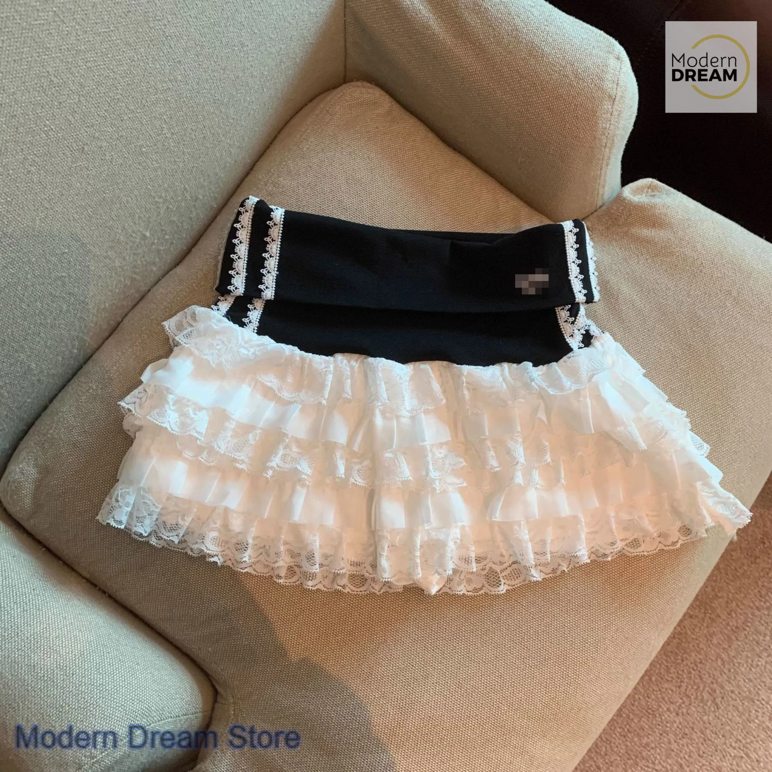 Korean ballet Kaze Jun wants sexy lace stitching cake skirt female spring and summer unique and beautiful short hip skirt.