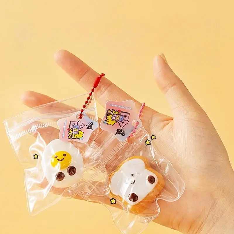 مجموعة ألعاب ضغط الطعام الصغيرة لتخفيف التوتر مكونة من 5 قطع، تصميم زلابية خبز موتشي مع سلسلة مفاتيح