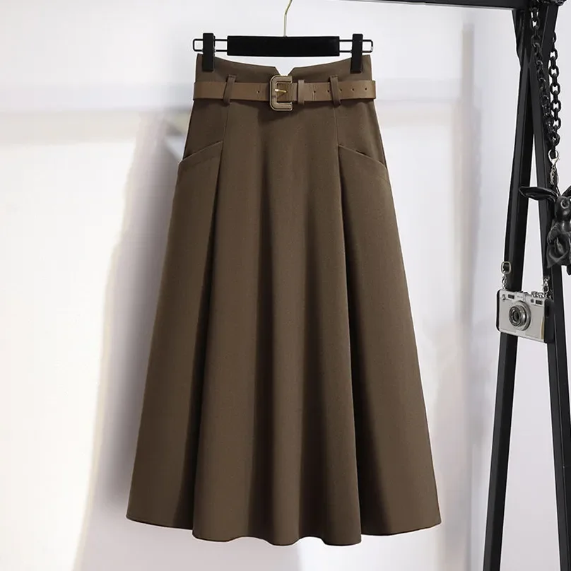 Autumn and Winter Set Women's 2023 New Large Women's Style Polo Top Casual Versatile Half Skirt Two Piece Set Fashion