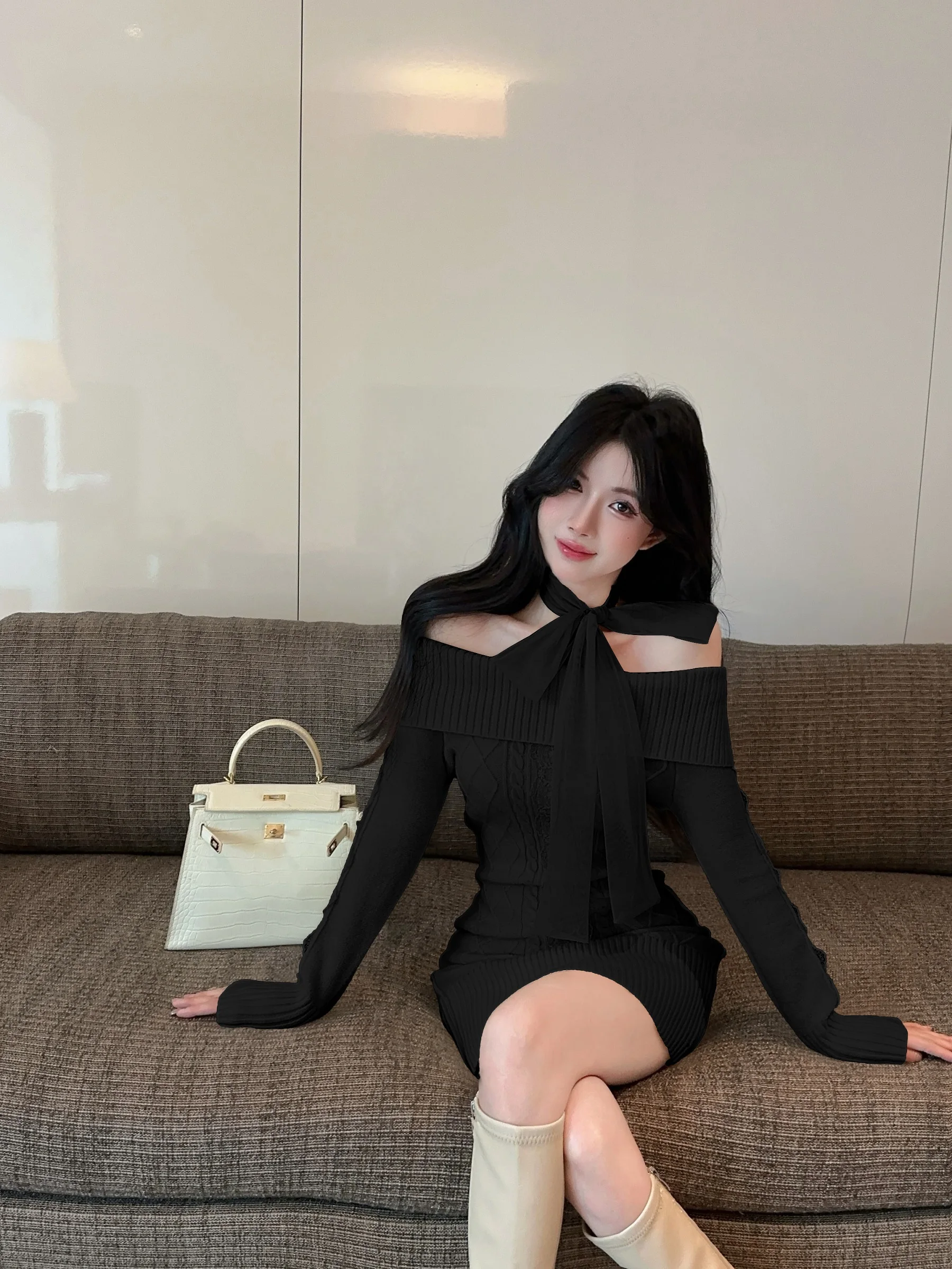 Abito maglione lavorato a maglia a maniche lunghe con spalle scoperte sexy Abito aderente dolce caldo con motivo ondulato Abito base pullover da donna Autunno alla moda