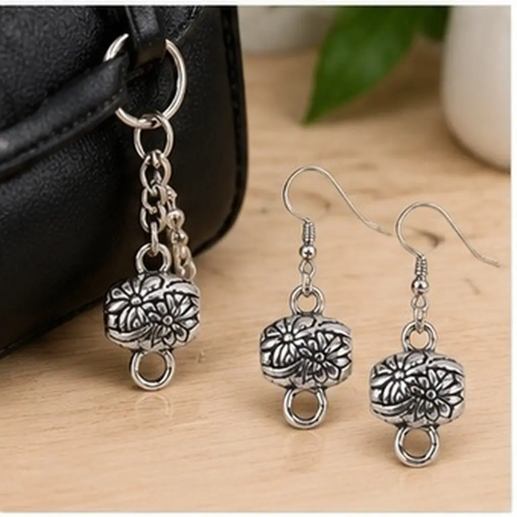 30Pcs Round Beads Pendant DIY Jewelry Accessories Creative Alloy Pendants for Necklace Keychain Earrings DIY Jewelry Accessories