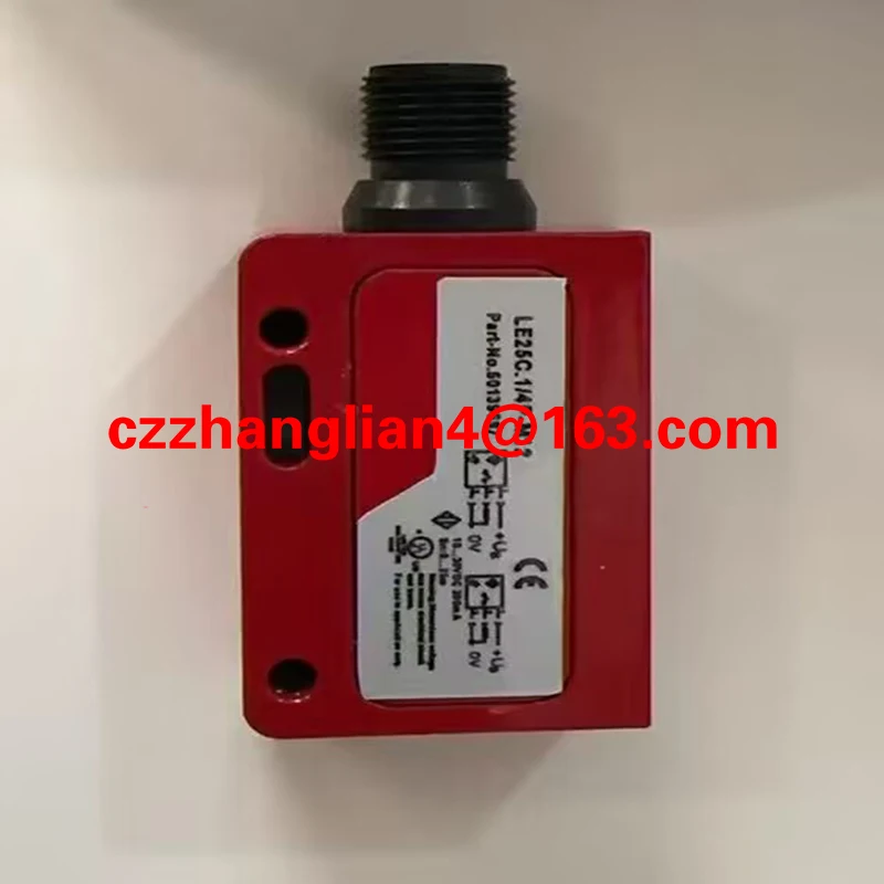 

LE25C.1/4P-M12 Оригинальный фотоэлектрический датчик