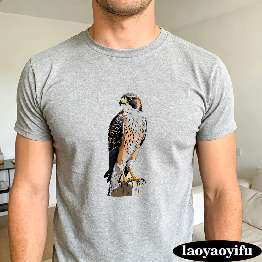 Realistic Falcon Raptor Bird Graphic T Shirt Men Wildlife Predator Art Tee Outdoor Hiking Adventure Casual Vacation T Shirt