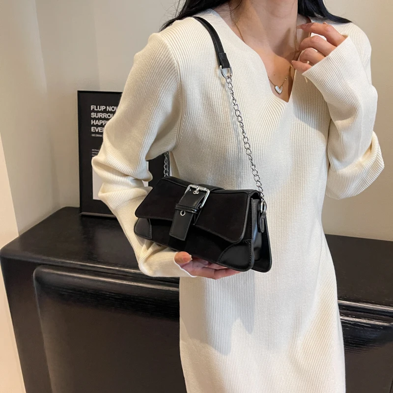 2023 Women Pu Leather Underarm Shoulder Bag Fashion Contrasting Colors Chain Crossbody Bag Lady Underarm Handbags and Purses