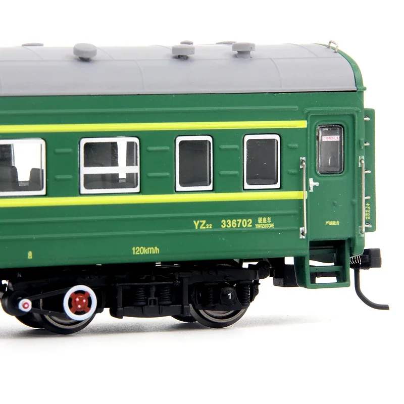 Train Model 1/87 HO China Railway Hard Seat YZ22 Passenger Car Old Green Leather Bus Rail Car Model Toy