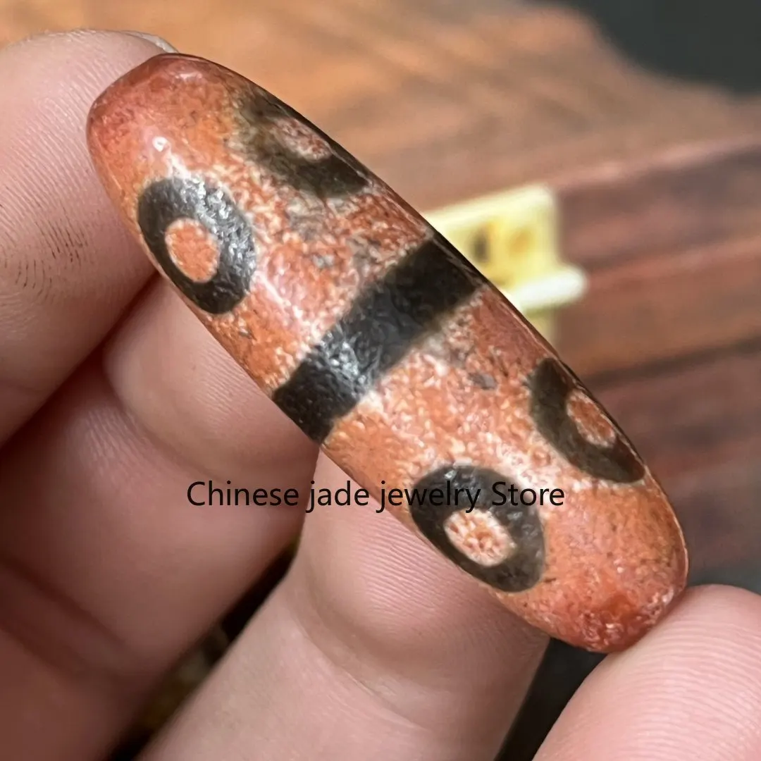 High oil red meat agate eight-eye dzi beads collarbone necklace pendant Duobao bracelet with jewelry pendant partition 11 * 36mm
