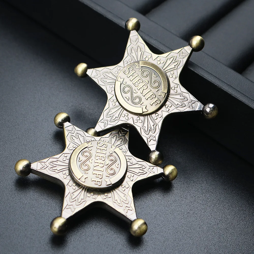 保安官のバッジ保安官EDCフィジェットスピナーメタルジャイロストレス解消おもちゃ自閉症軽減ゲームコンポーネント